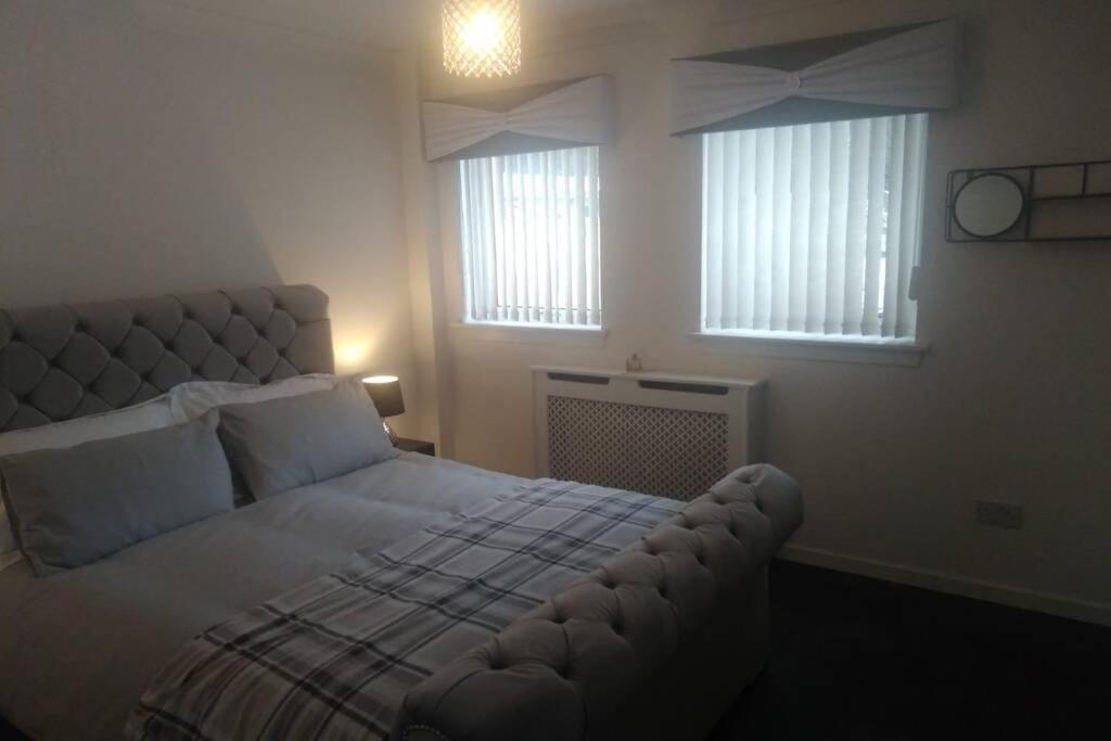 The Cottage - Hot Tub - Nr Glasgow - Self Check-In Coatbridge Ngoại thất bức ảnh